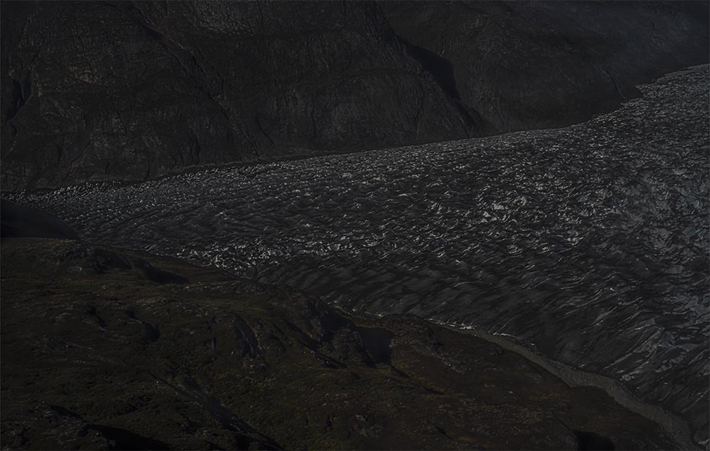 Darkland: Night Landscape Photographs in East Greenland To Dead Glacier